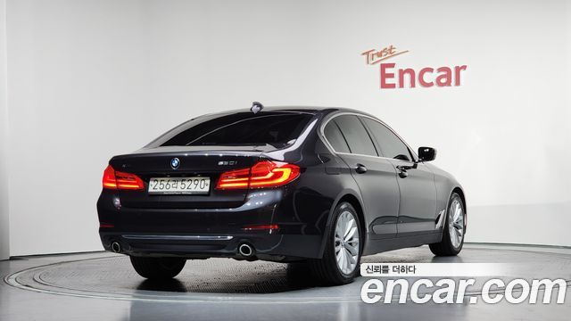 BMW 5-Series 530i xDrive Luxury Plus