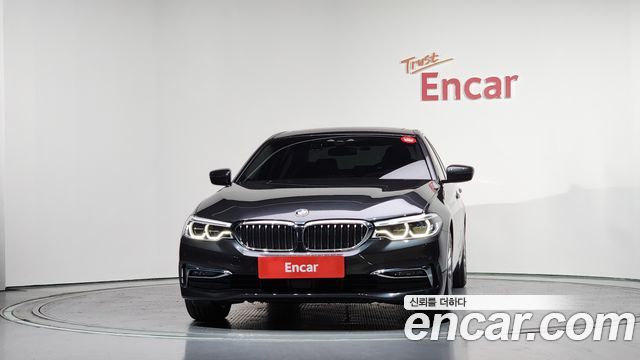 BMW 5-Series 530i xDrive Luxury Plus