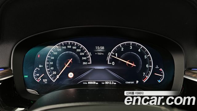 BMW 5-Series 530i xDrive Luxury Plus