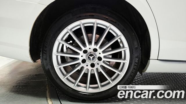 Mercedes-Benz E-Class E250 Exclusive