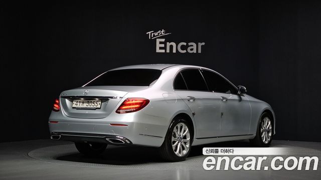 Mercedes-Benz E-Class E220d Exclusive