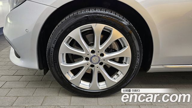 Mercedes-Benz E-Class E220d Exclusive