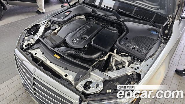 Mercedes-Benz E-Class E220d Exclusive