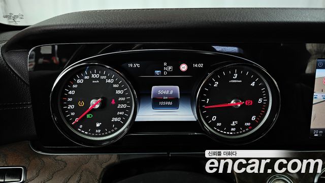 Mercedes-Benz E-Class E220d Exclusive