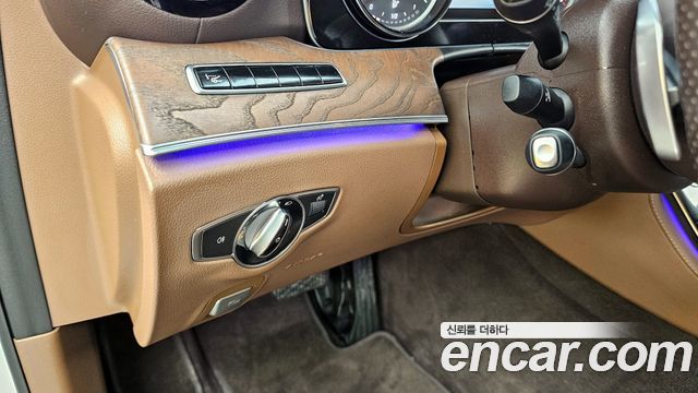 Mercedes-Benz E-Class E220d Exclusive