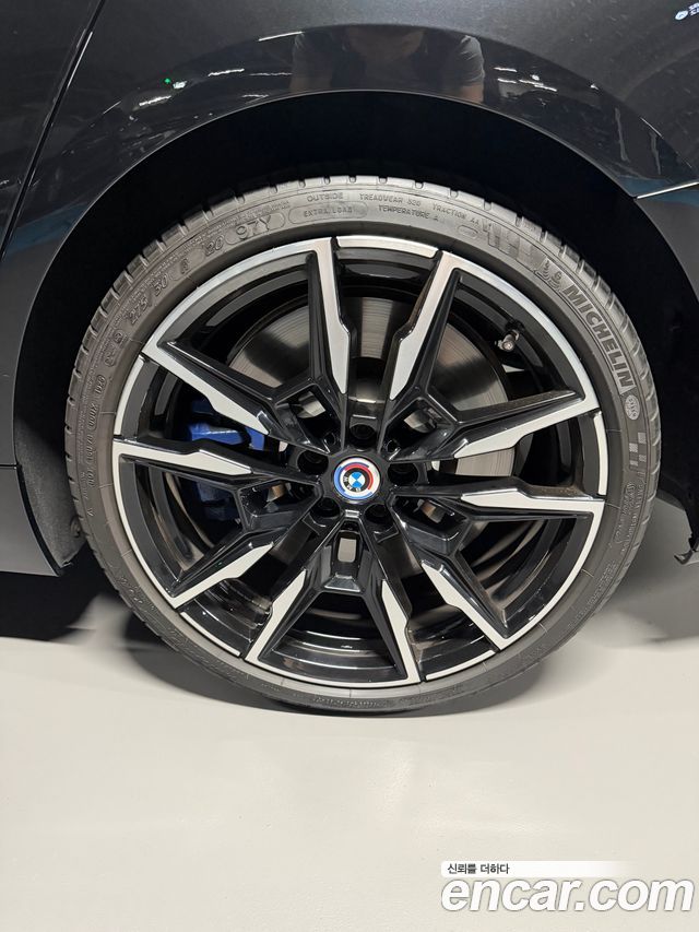 BMW 8-Series M850i xDrive Gran Coupe