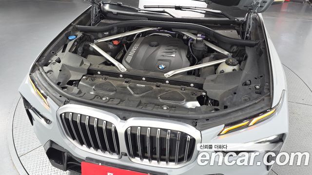 BMW X7 xDrive 40i M Sport 7STR
