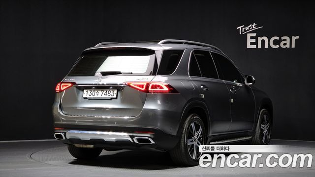Mercedes-Benz GLE-Class GLE300d 4MATIC