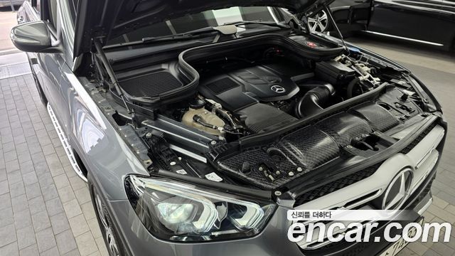 Mercedes-Benz GLE-Class GLE300d 4MATIC