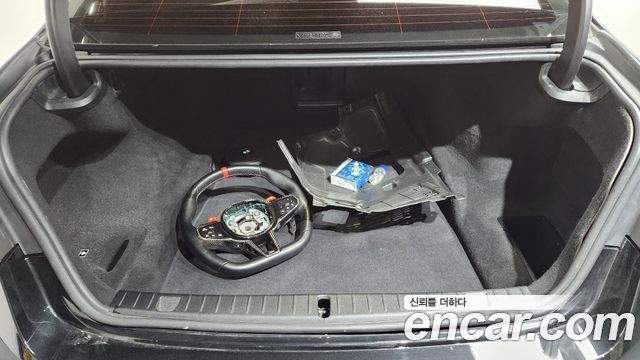 BMW 7-Series 740Li xDrive