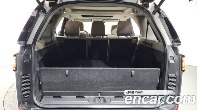 Land Rover Discovery 3.0 TD6 HSE