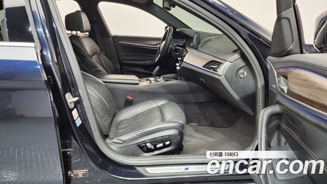 BMW 5-Series 520d xDrive M Sport Package Plus