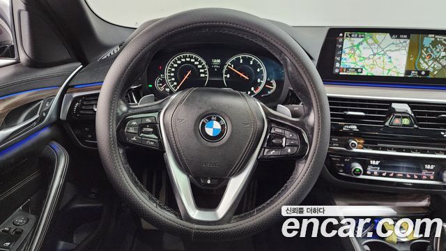 BMW 5-Series 520d xDrive M Sport Package Plus