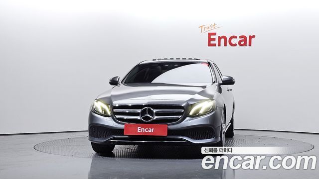 Mercedes-Benz E-Class E200 Avantgarde