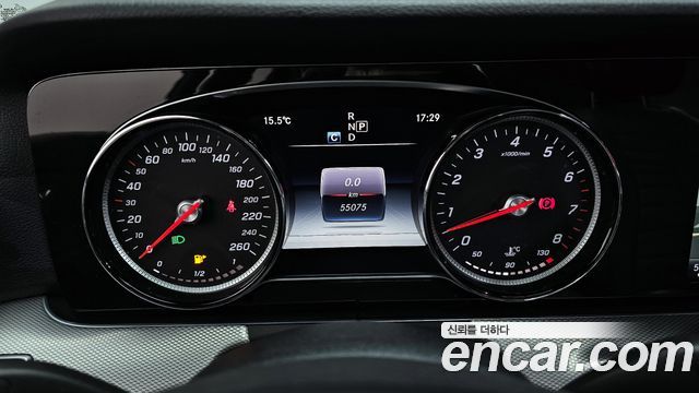 Mercedes-Benz E-Class E200 Avantgarde