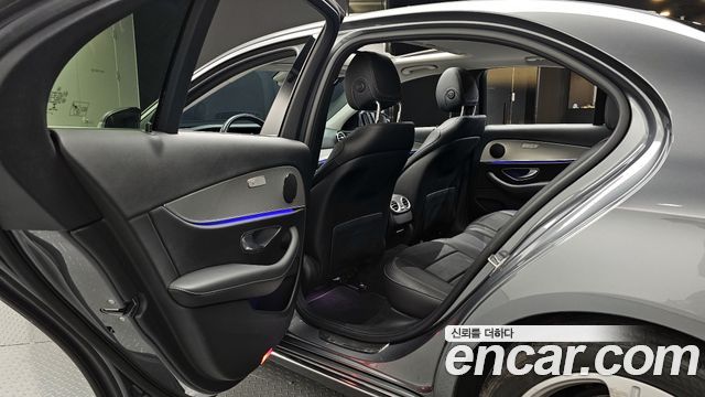 Mercedes-Benz E-Class E200 Avantgarde