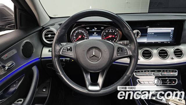Mercedes-Benz E-Class E200 Avantgarde