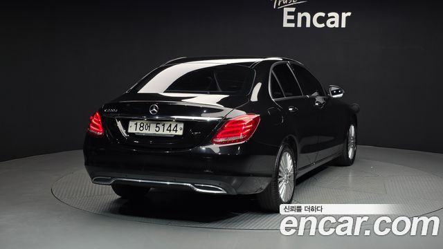 Mercedes-Benz C-Class C220 d Exclusive