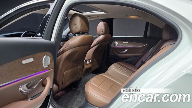 Mercedes-Benz E-Class E300 Exclusive