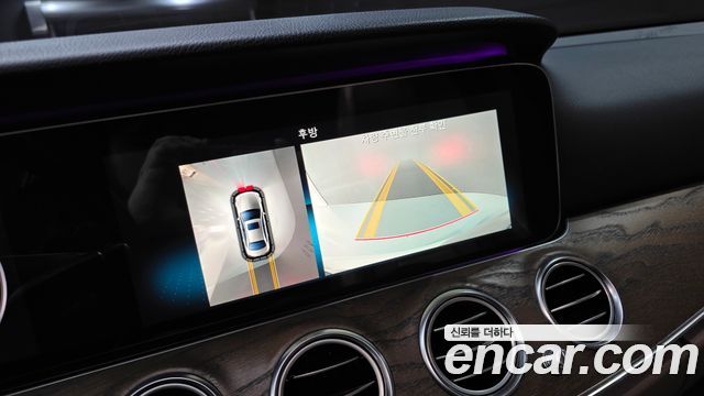 Mercedes-Benz E-Class E300 Exclusive