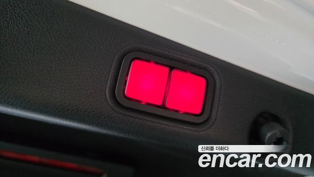 Mercedes-Benz E-Class E300 Exclusive