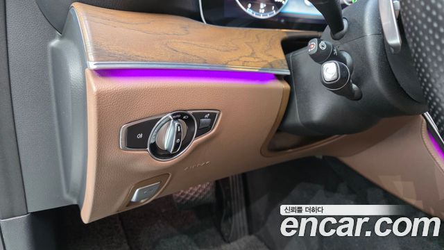 Mercedes-Benz E-Class E300 Exclusive