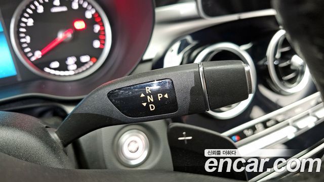 Mercedes-Benz C-Class C200
