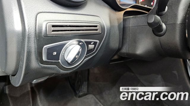 Mercedes-Benz C-Class C200