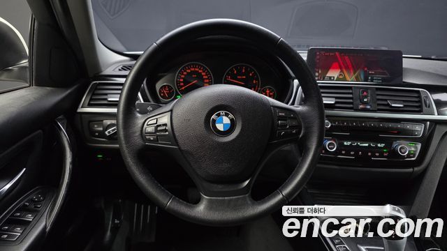 BMW 3-Series 320d