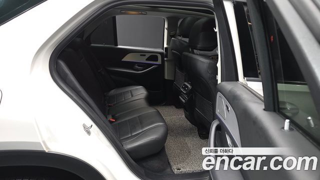 Mercedes-Benz GLE-Class GLE300d 4MATIC