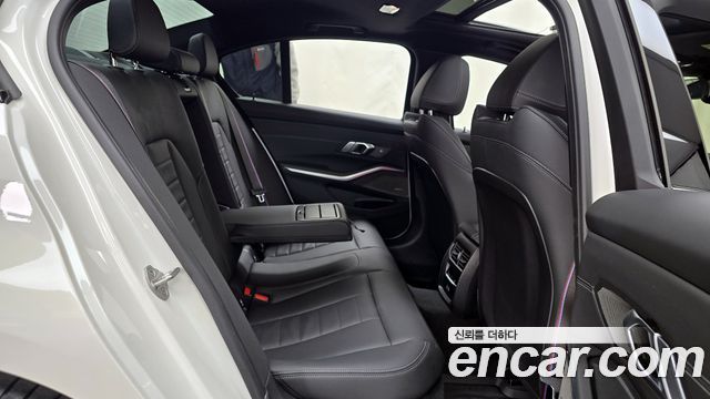 BMW 3-Series M340i Pro
