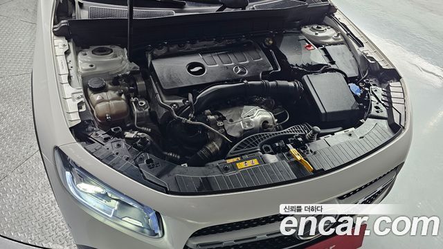 Mercedes-Benz GLB-Class GLB250 4MATIC
