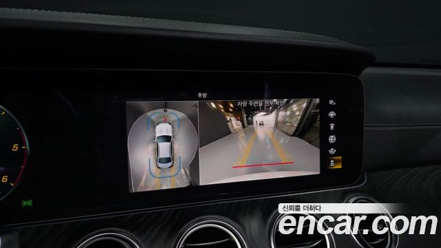 Mercedes-Benz E-Class E220d 4MATIC AMG Line