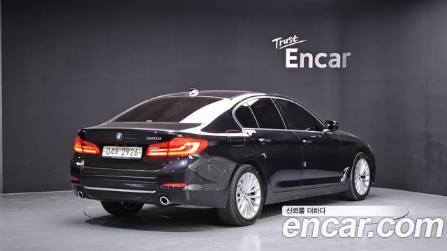 BMW 5-Series 520d Luxury Plus