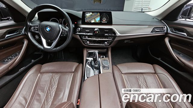 BMW 5-Series 520d Luxury Plus