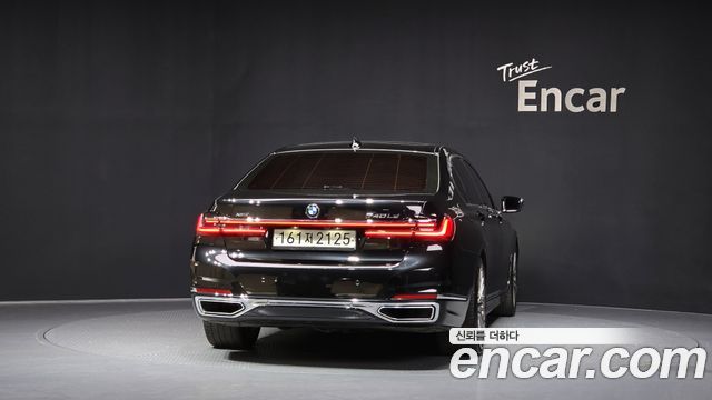 BMW 7-Series 730Ld xDrive Design Pure Excellence