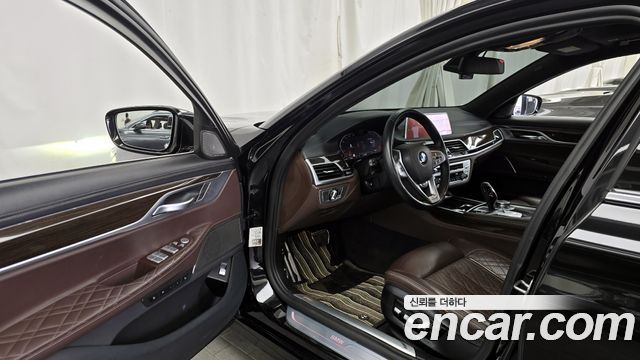 BMW 7-Series 730Ld xDrive Design Pure Excellence