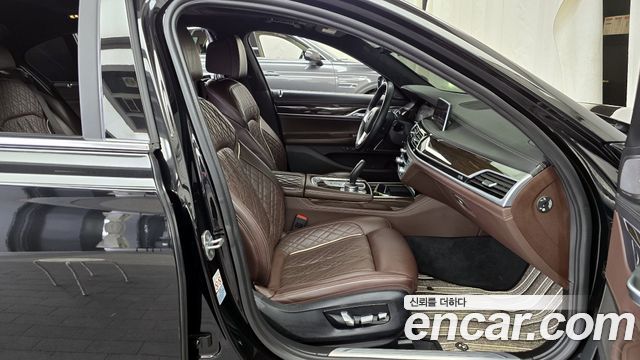 BMW 7-Series 730Ld xDrive Design Pure Excellence