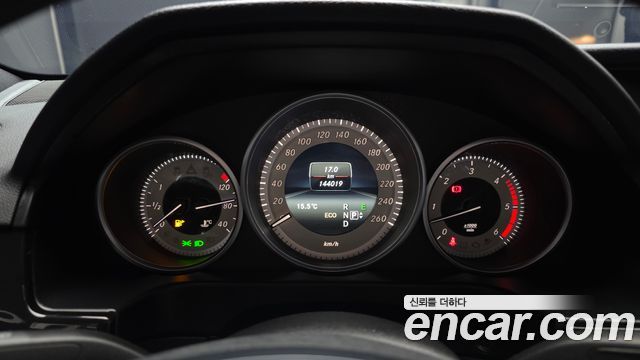 Mercedes-Benz E-Class E350 BlueTec 4MATIC