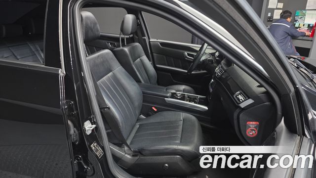Mercedes-Benz E-Class E350 BlueTec 4MATIC