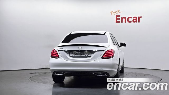 Mercedes-Benz C-Class C200 Avantgarde