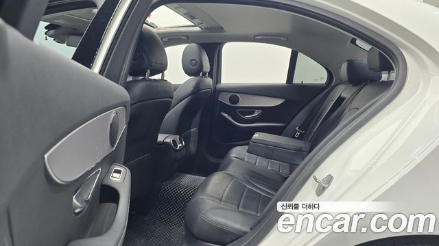Mercedes-Benz C-Class C200 Avantgarde