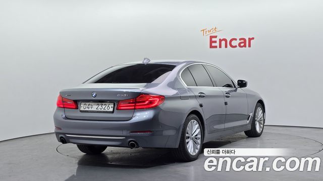 BMW 5-Series 530i xDrive Luxury Plus
