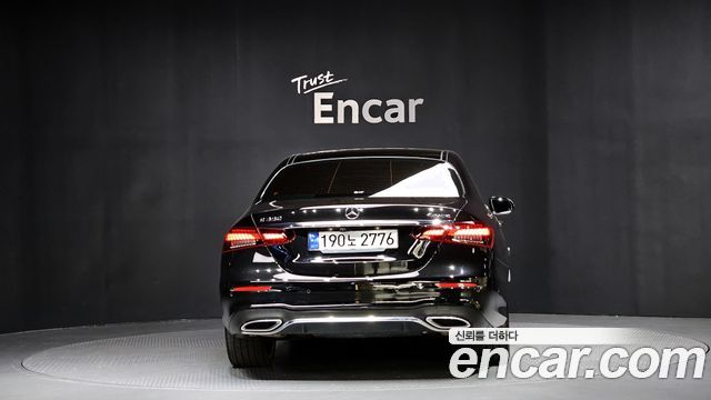 Mercedes-Benz E-Class E350 4MATIC AMG Line