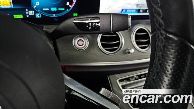 Mercedes-Benz E-Class E350 4MATIC AMG Line
