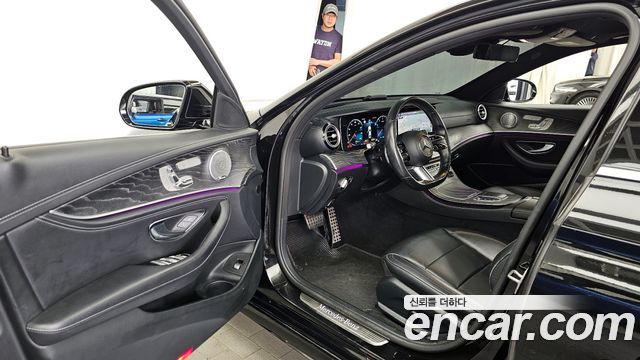 Mercedes-Benz E-Class E350 4MATIC AMG Line