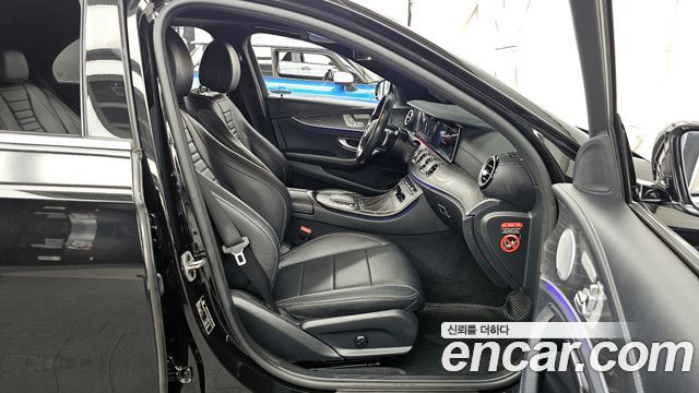 Mercedes-Benz E-Class E350 4MATIC AMG Line