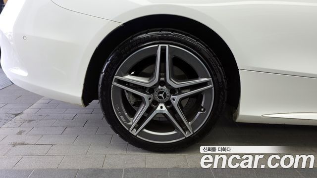 Mercedes-Benz C-Class C200 Coupe