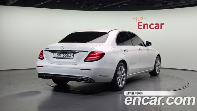Mercedes-Benz E-Class E220d Exclusive