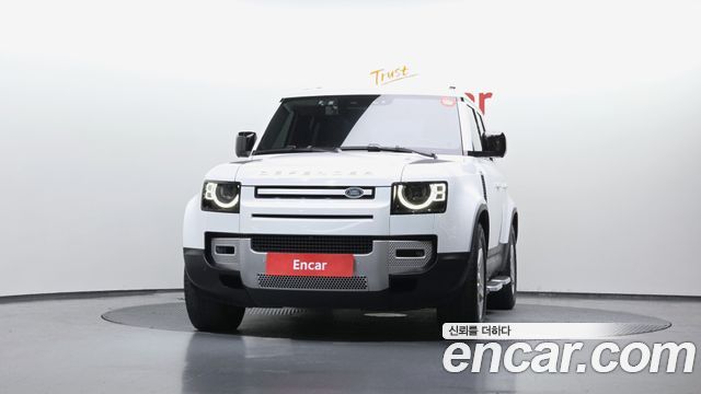Land Rover Defender 110 D240 SE